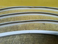 Молдинг на дверь на Toyota Crown GRS182 Фото 6