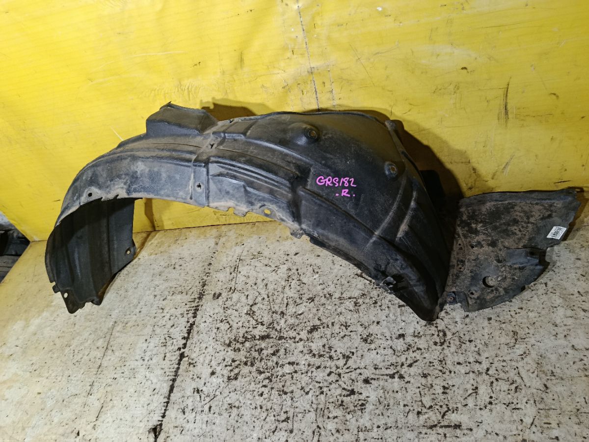 Подкрылок 53875-30210 на Toyota Crown GRS182 Фото 2