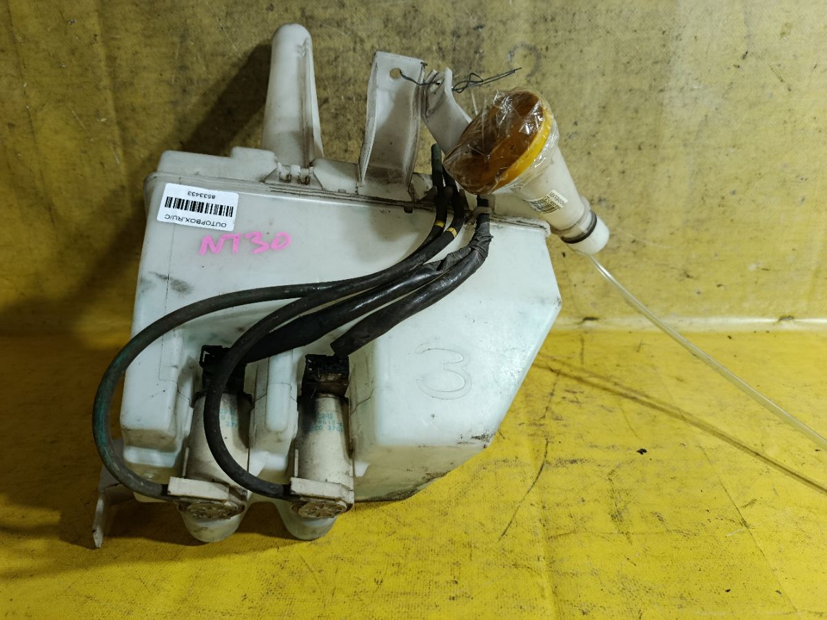 Бачок омывателя 28910 8H300, CL-6437 на Nissan X-Trail NT30 Фото 4
