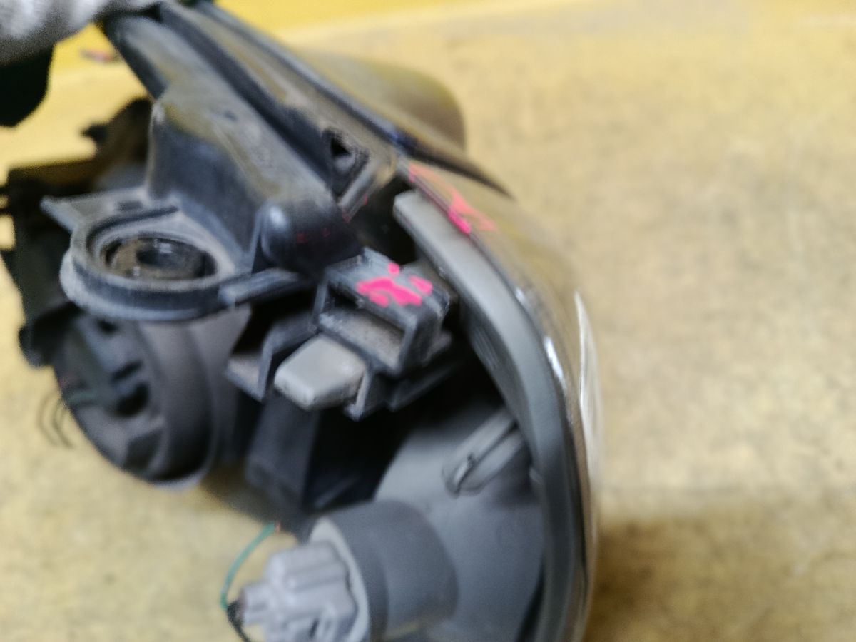 Фара 1669 1669, на Nissan X-Trail NT30 Фото 3