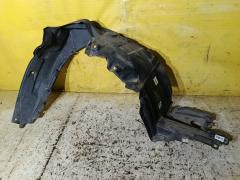 Подкрылок 53876-28251 на Toyota Voxy ZRR70G Фото 2