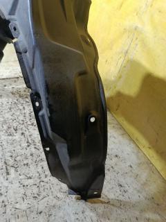 Подкрылок 53876-28251 на Toyota Voxy ZRR70G Фото 5