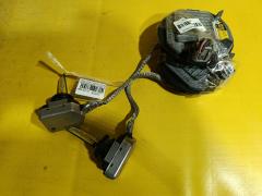 Блок розжига ксенона 85967-22080 на Toyota Voxy ZRR70G Фото 2