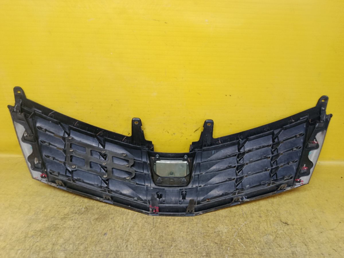 Решетка радиатора 53101-58120, 75301-58060 на Toyota Alphard ANH20W Фото 7