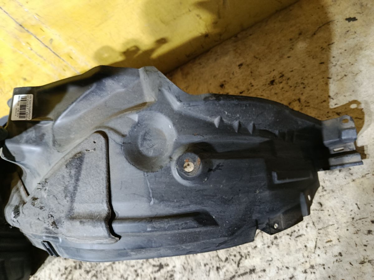 Подкрылок 63845-9Y000, 63843-9Y000 на Nissan Teana J31 VQ23DE Фото 5