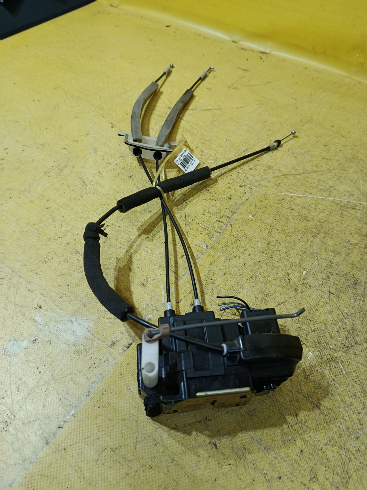 Замок двери на Nissan Teana J31 Фото 4