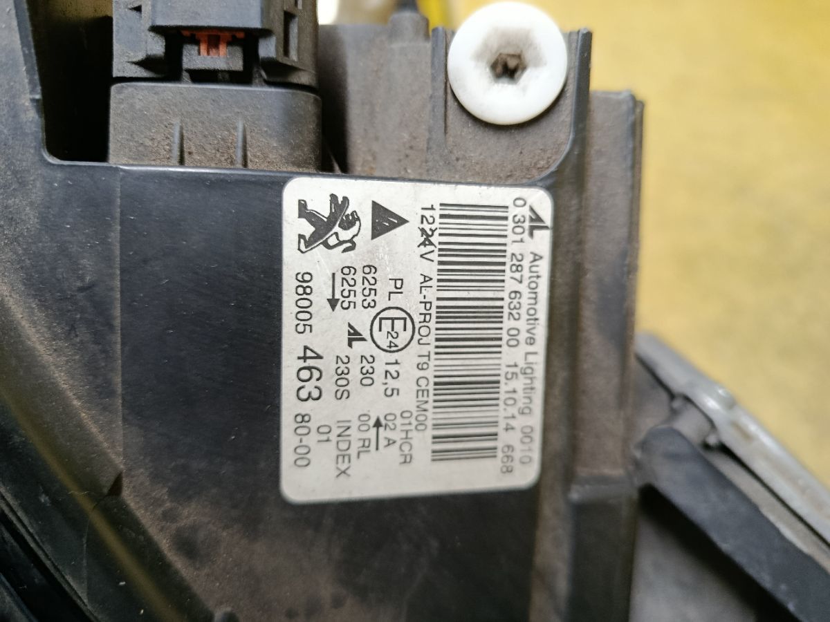 Фара на Peugeot 308 Фото 8