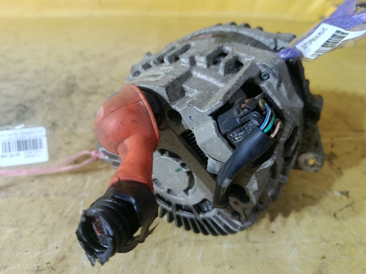 Генератор 23100-3HD1A на Nissan Note E12 HR12DDR Фото 2