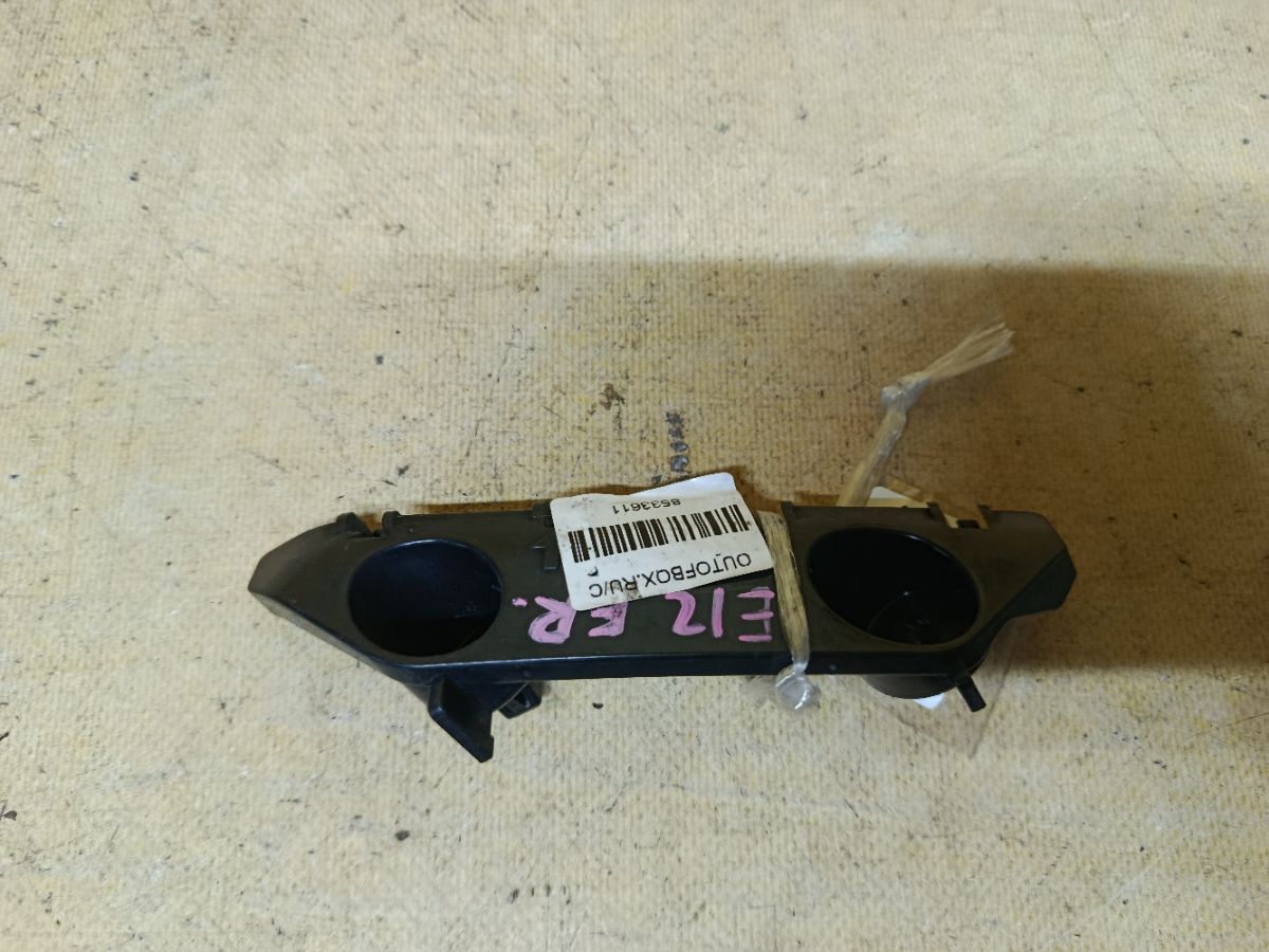 Крепление бампера 62224-3VA0B, 62224-3VA0A на Nissan Note E12 Фото 2