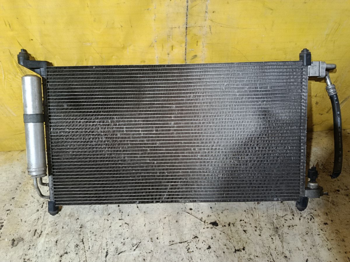 Радиатор кондиционера 92110 1U600, 92110 ED000, FX-267-3170, TD-267-3170 на Nissan Tiida C11 HR15DE Фото 1