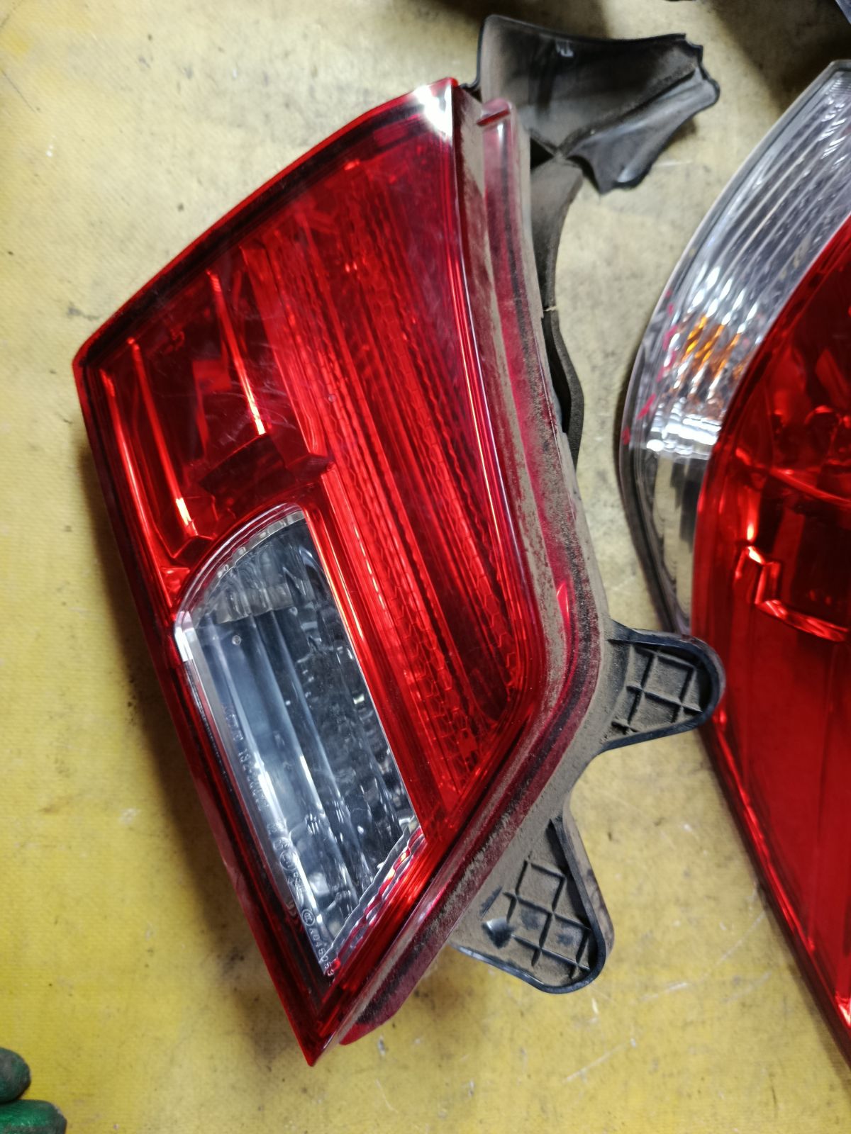 Стоп 220-20067 220-20067, на Subaru Legacy Wagon BR9 Фото 3