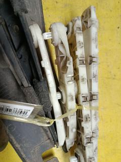 Крепление бампера 85221-3BG0B, 85220-3BG0B, 85220-3BG0A, 85221-3BG0A на Nissan Latio N17 Фото 3