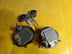 Блок розжига ксенона 85967-22080 на Toyota Noah ZRR70G Фото 2