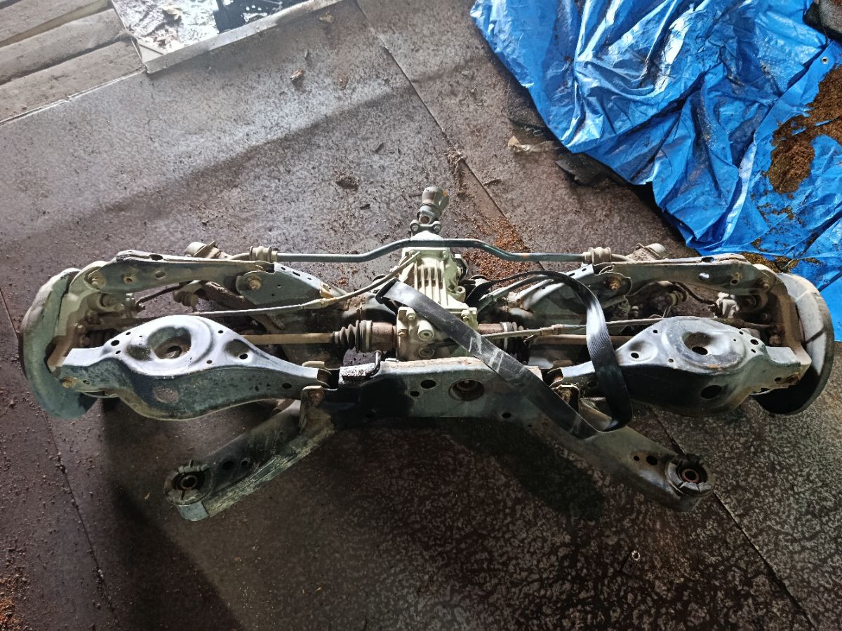 Балка подвески на Nissan Murano TNZ51 QR25DE Фото 2