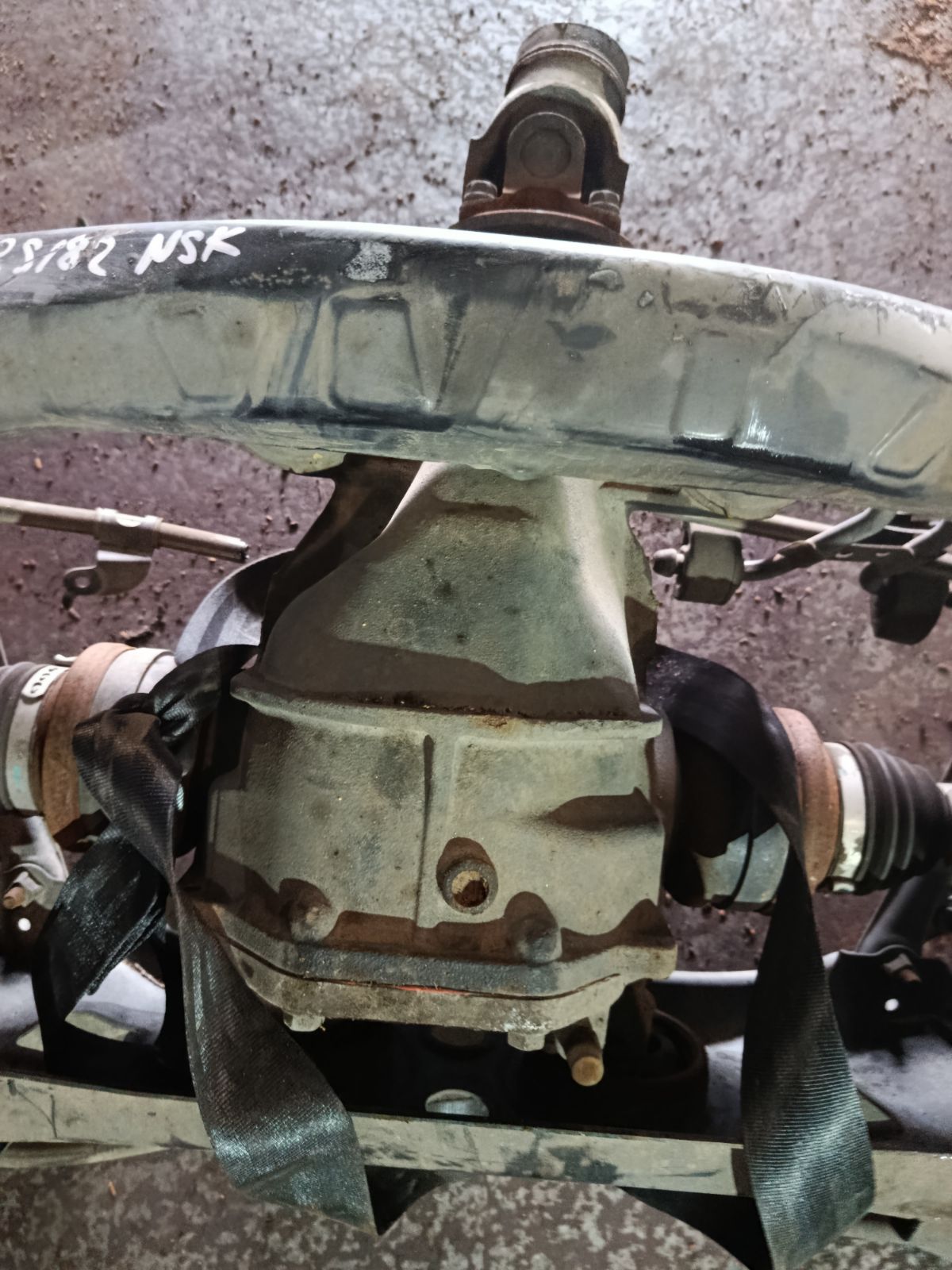 Балка подвески 51206-30080 на Toyota Crown GRS182 3GR-FSE Фото 8