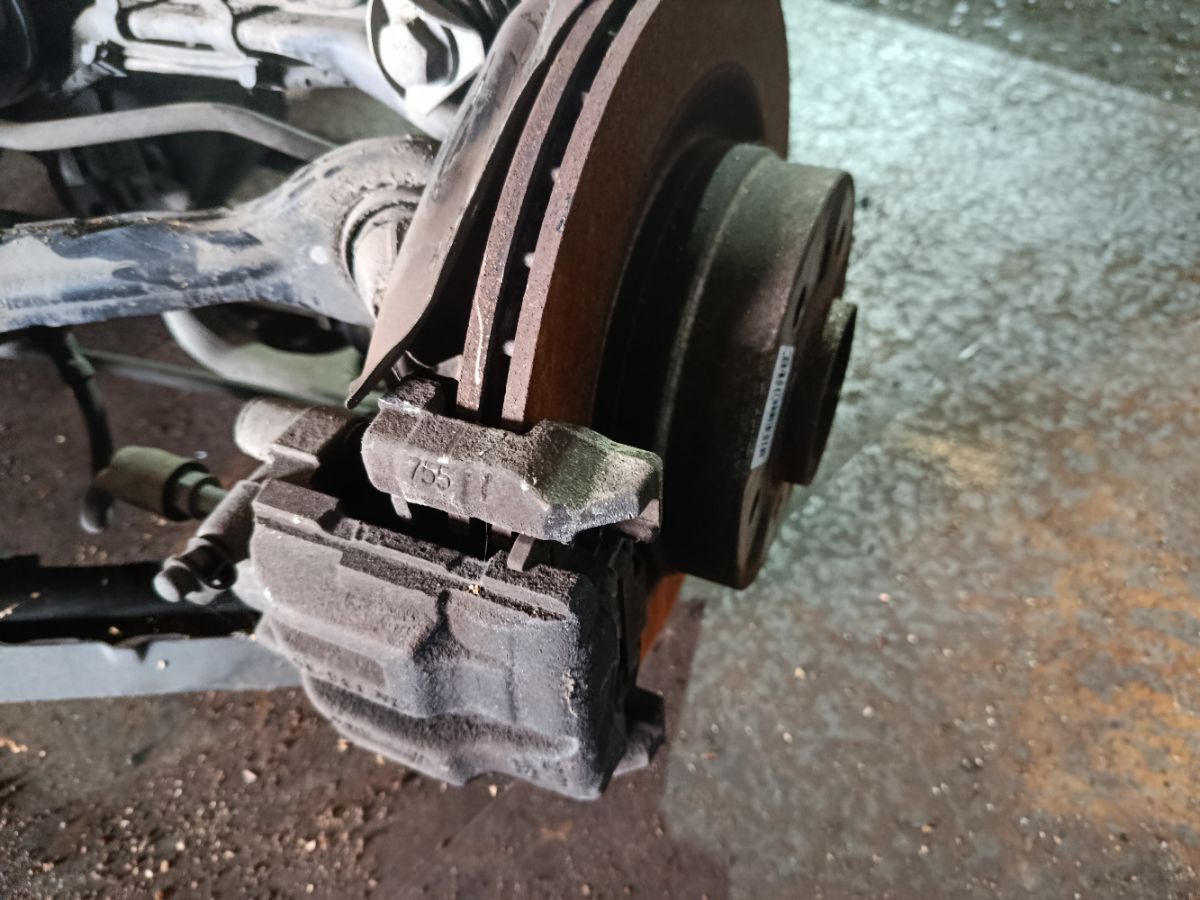 Балка подвески на Bmw 3-Series E90 Фото 3