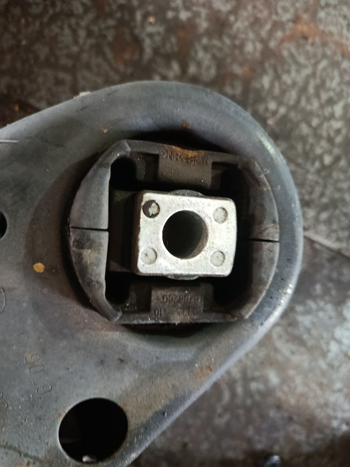 Балка подвески на Bmw 3-Series E90 Фото 7