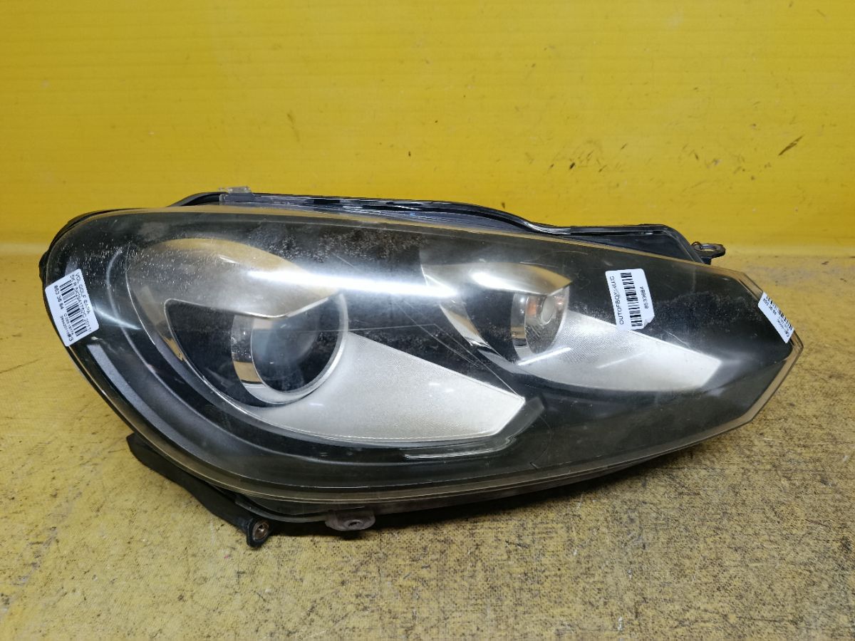 Фара 5K2941752C на Volkswagen Golf Vi 5K Фото 1