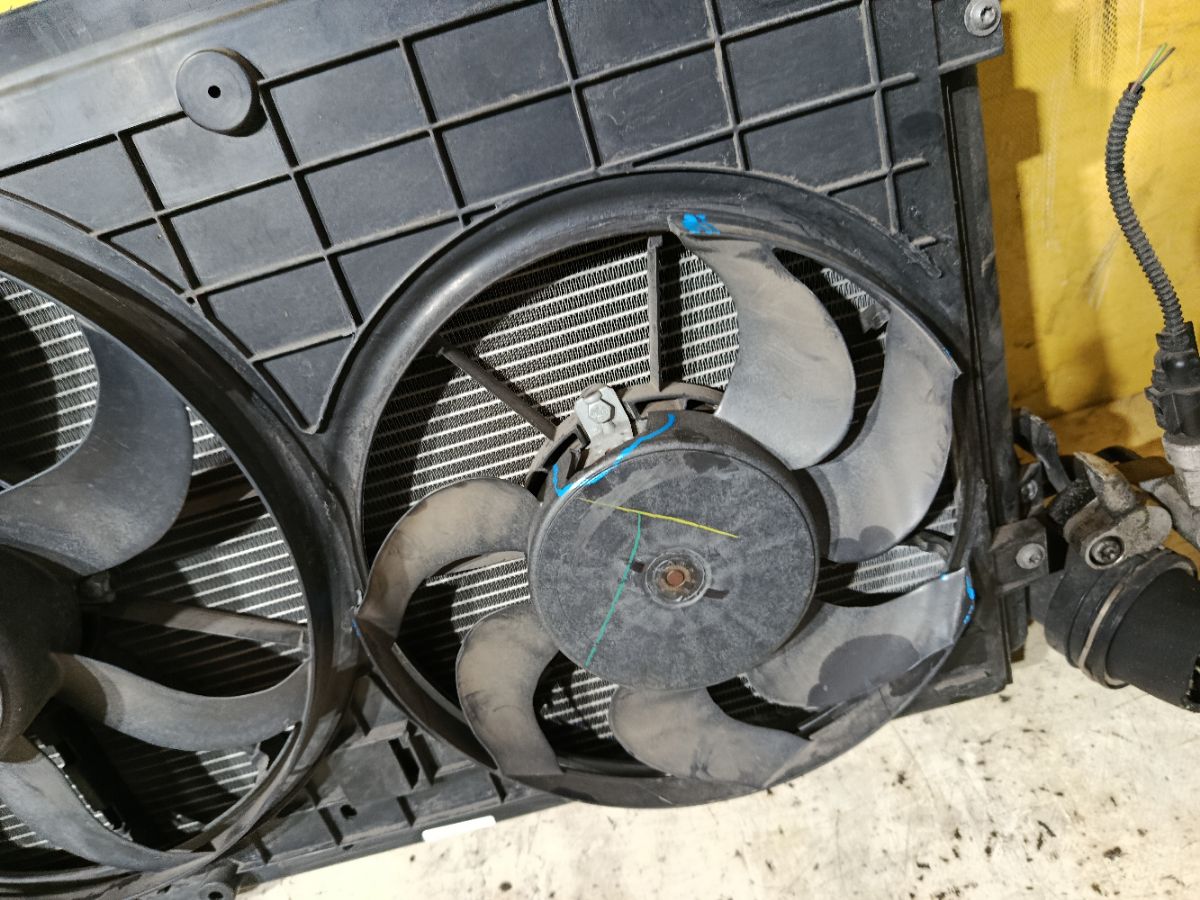 Радиатор ДВС 5K0121251G, 1K0145803T, 1K0820411R на Volkswagen Golf Vi 5K CAXA Фото 4