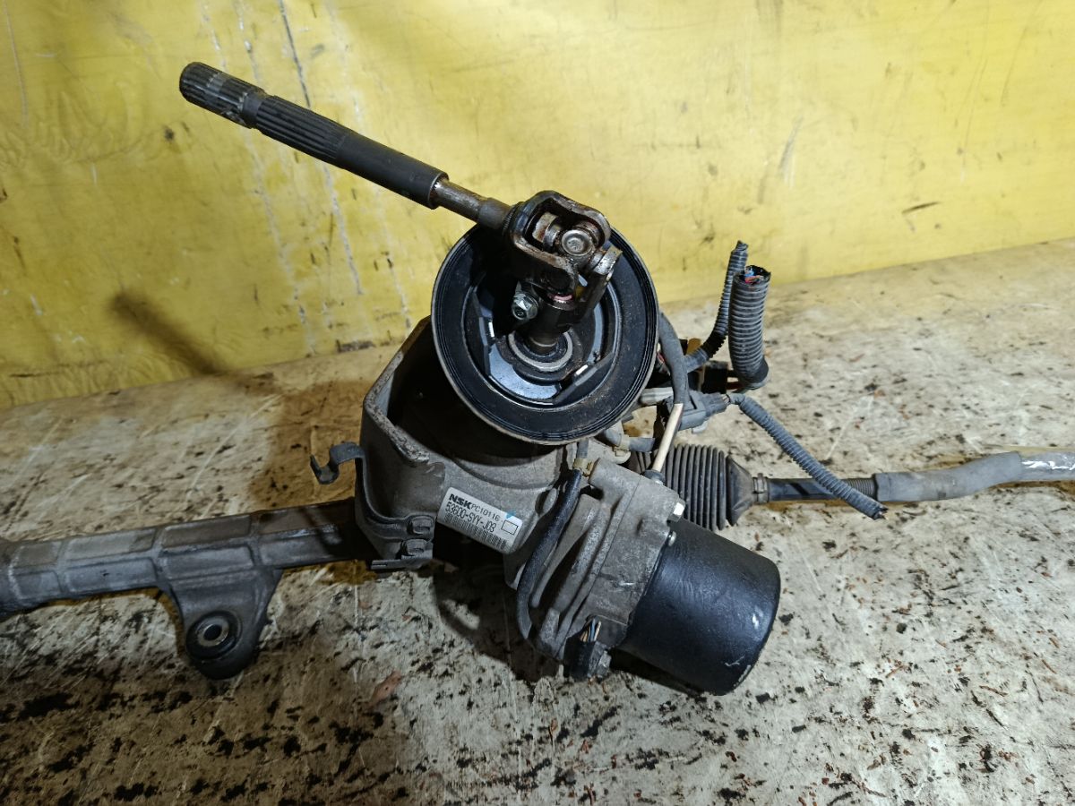 Рулевая рейка на Honda Freed GB3 L15A Фото 3