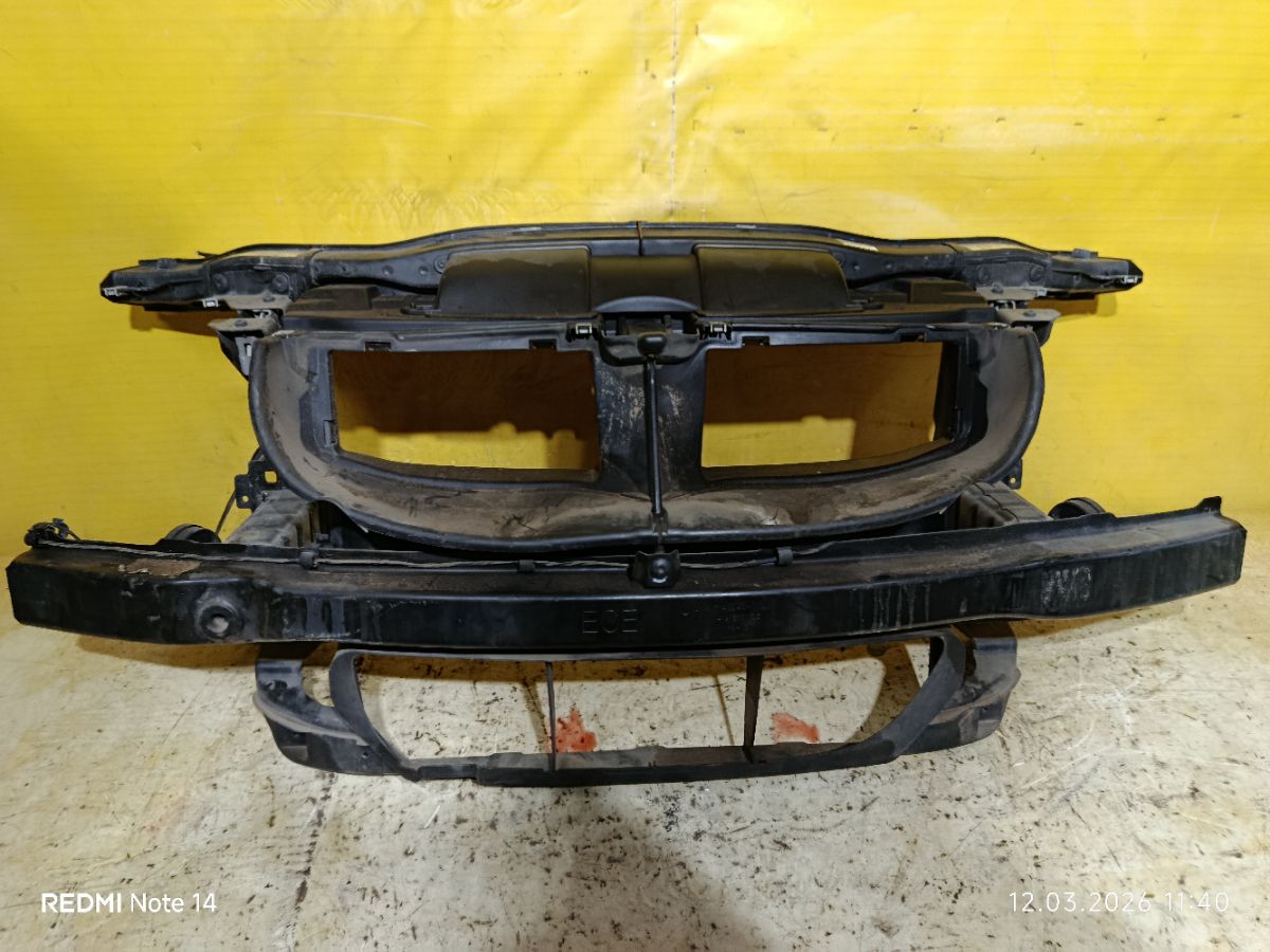 Телевизор на Bmw 3-Series E90 Фото 1