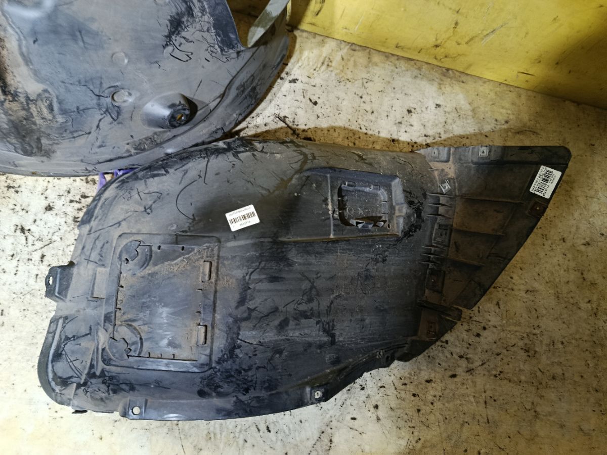 Подкрылок 51717059378 на Bmw 3-Series E90 Фото 2