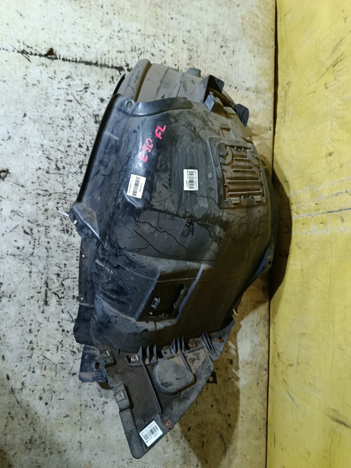 Подкрылок 51717059377 на Bmw 3-Series E90 Фото 1