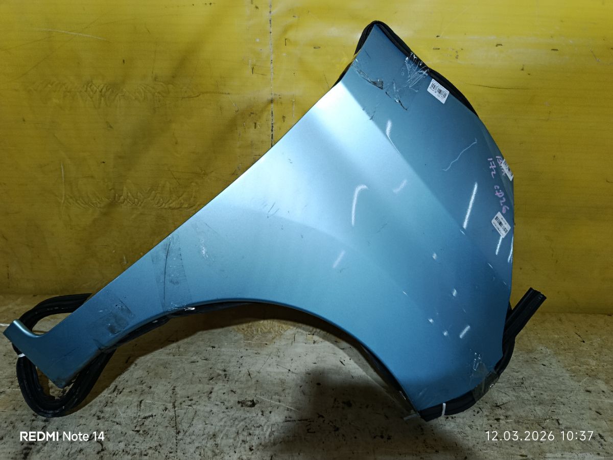 Крыло переднее на Mitsubishi Ek Space B11A Фото 1