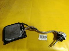 Блок розжига ксенона 85967-20010 на Toyota Noah ZRR70G Фото 2