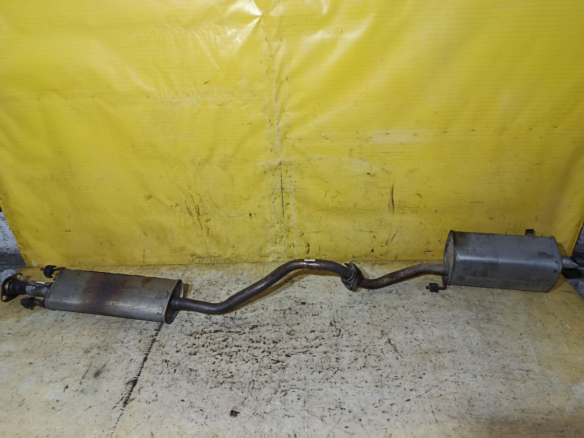 Глушитель на Nissan Note E11 HR15DE Фото 2