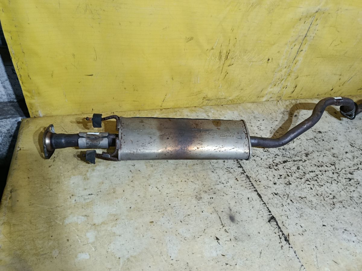 Глушитель на Nissan Note E11 HR15DE Фото 4