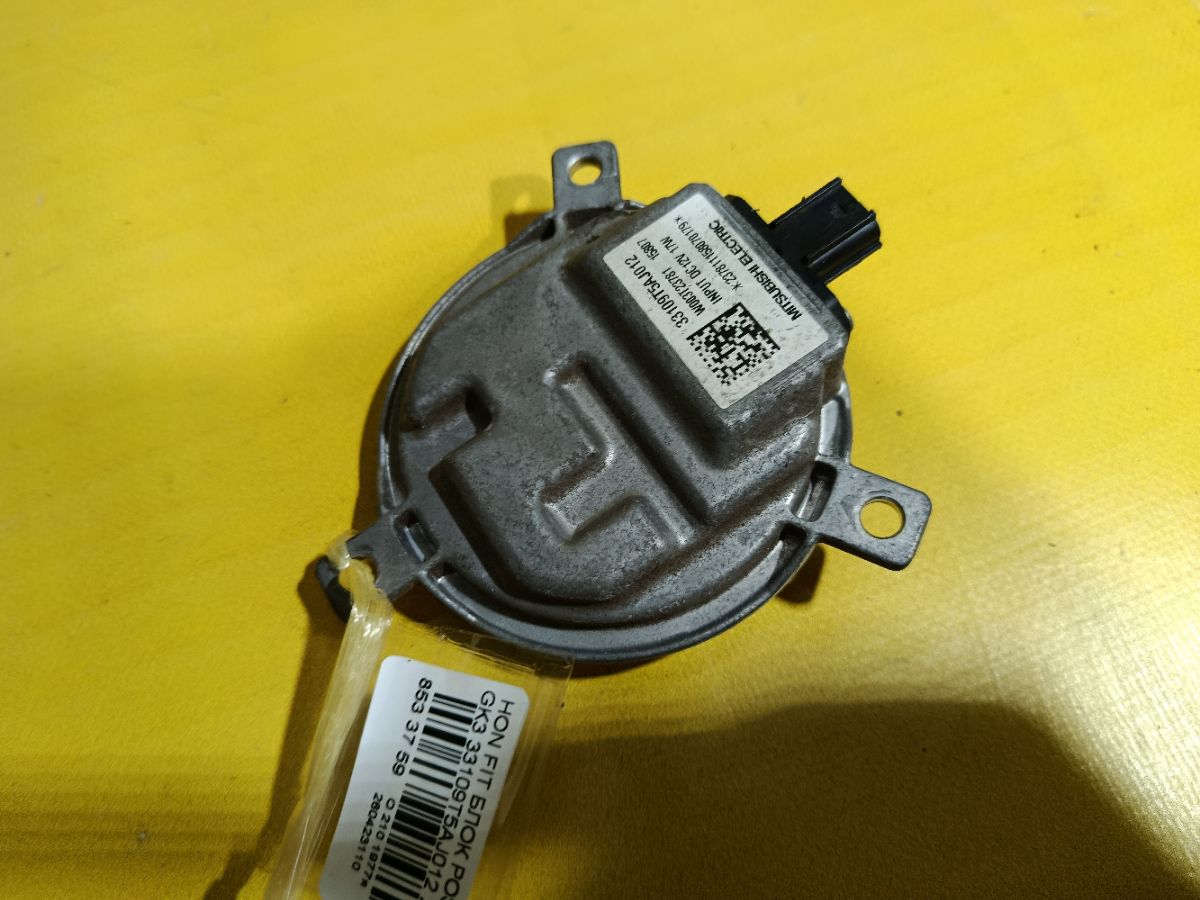 Блок розжига ксенона 33109T5AJ012 на Honda Fit GK3 Фото 2