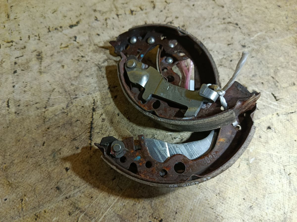 Тормозные колодки 44060-AX026, AY360-NS089, FN1261, T1261, TD-086-1261S, TDS1261 на Nissan Note E11 HR15DE Фото 4