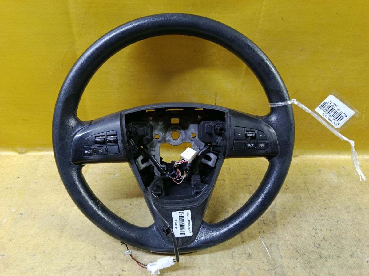 Руль на Mazda Axela BL5FW Фото 2