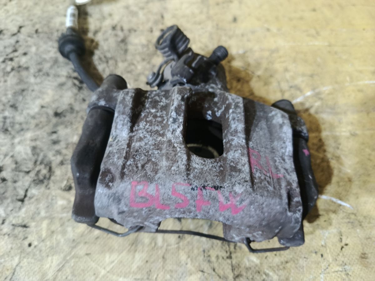 Суппорт на Mazda Axela BL5FW ZY-VE Фото 2