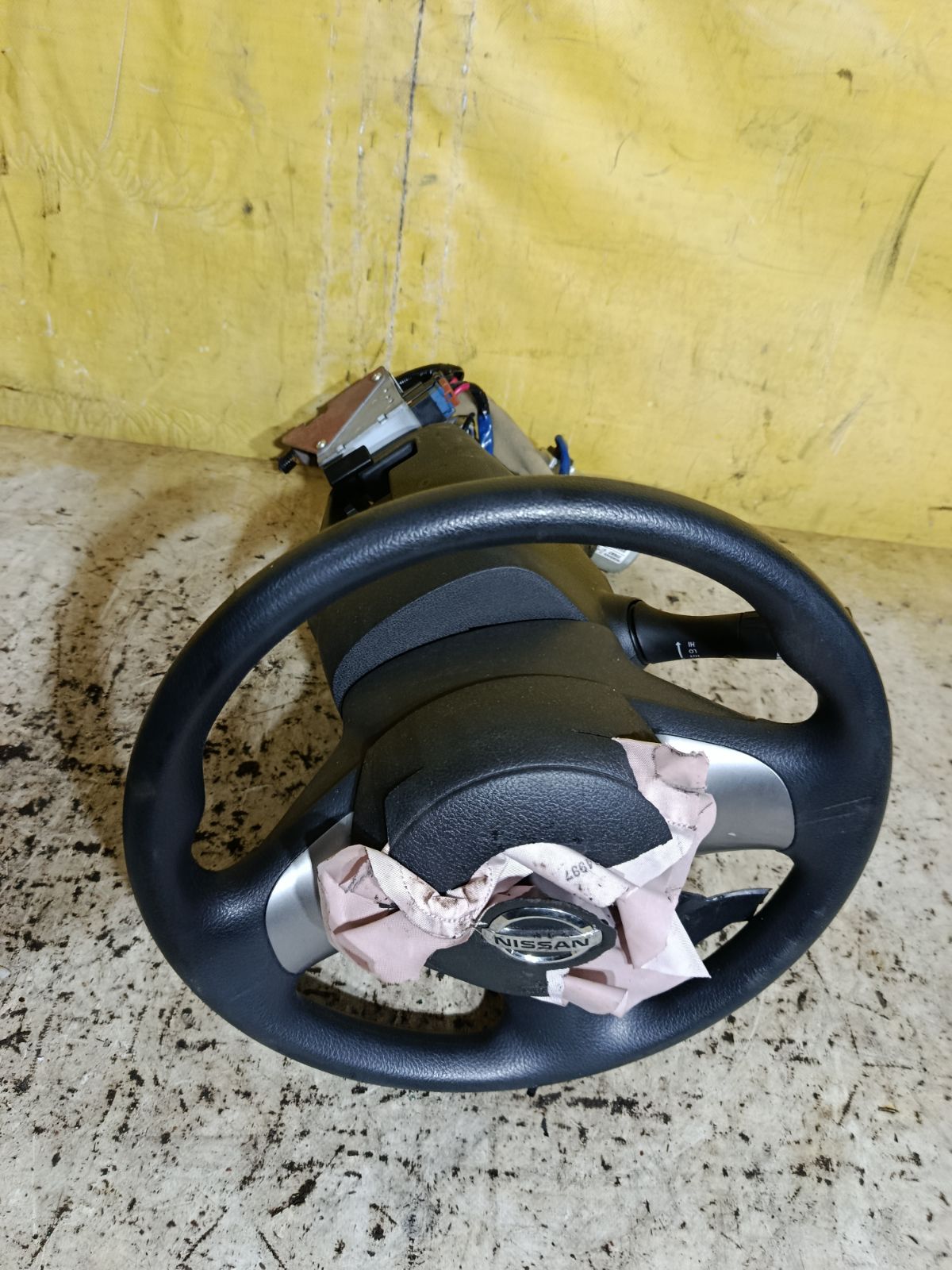 Рулевая колонка на Nissan Note E12 Фото 3