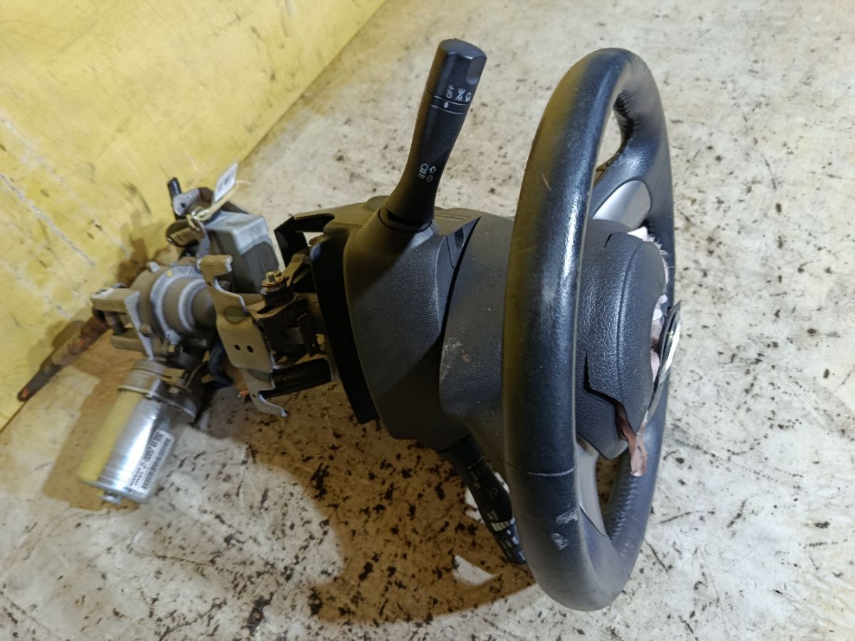 Рулевая колонка на Nissan Note E12 Фото 5