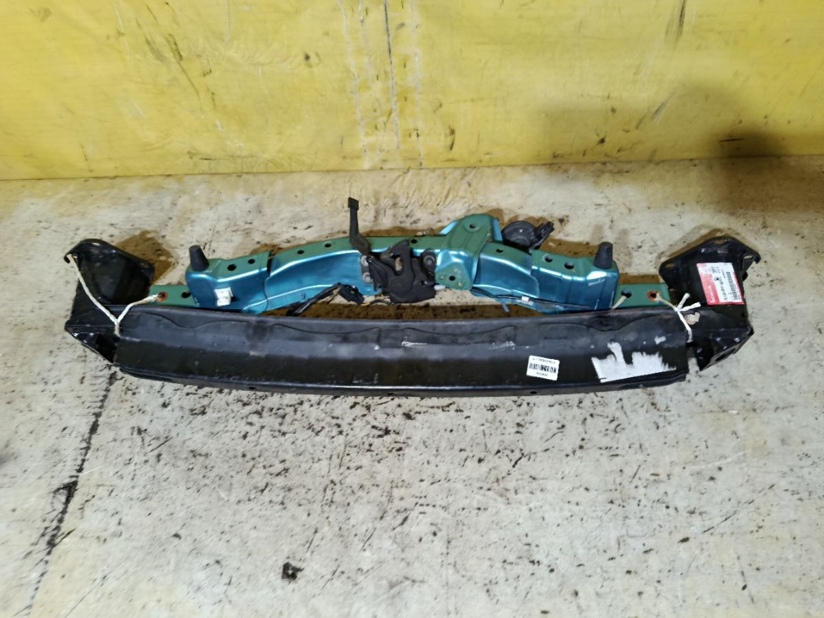 Жесткость бампера на Honda Freed GB3 Фото 3