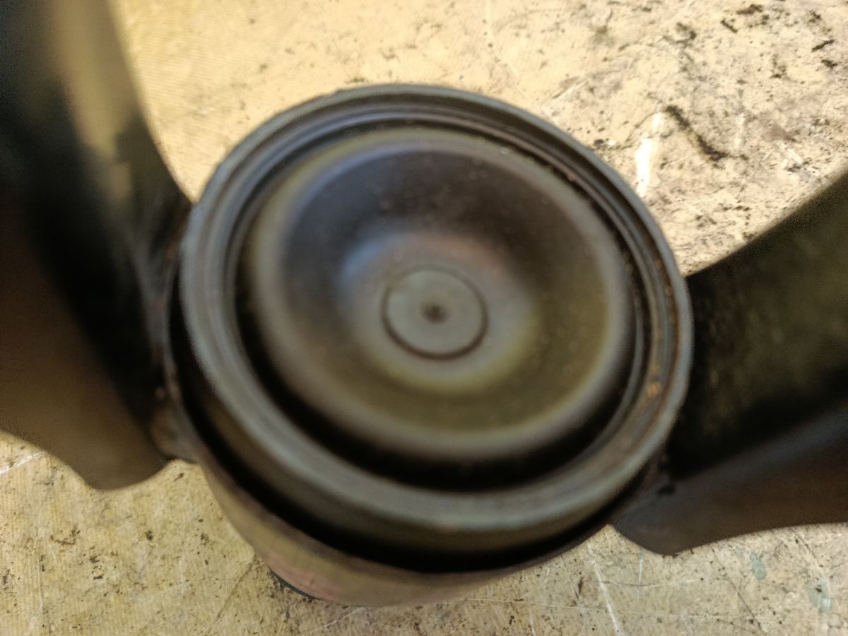 Подушка двигателя на Mazda Demio DE3FS ZJ-VE Фото 4