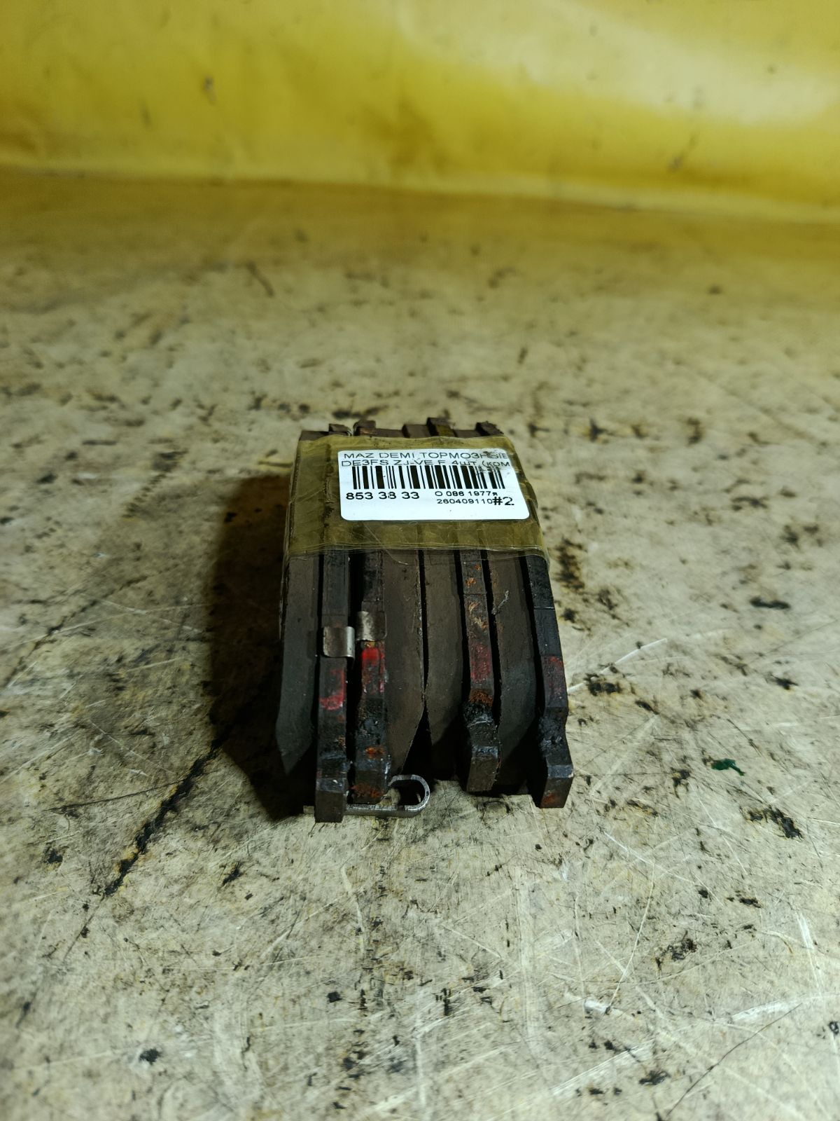 Тормозные колодки 1050090, 5502222573, A281123Y, AN-753WK, AW1810141, AY040MA038, BD5109, BP4576, D314402, D3144M, D3144M01, D3144M02, D3144MH, D6Y13328Z, D6Y13328ZA, GP03144, JBP0230, KBP4560, MS5544, NDP451C, NKZ1111, NP5029, P 49 057, PN0544, RN719M, TD-086-8558, TN719M, V9118X049 на Mazda Demio DE3FS ZJ-VE Фото 2