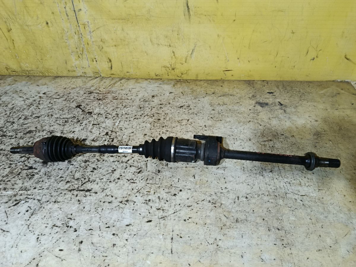 Привод на Mazda Demio DE3FS ZJ-VE Фото 2