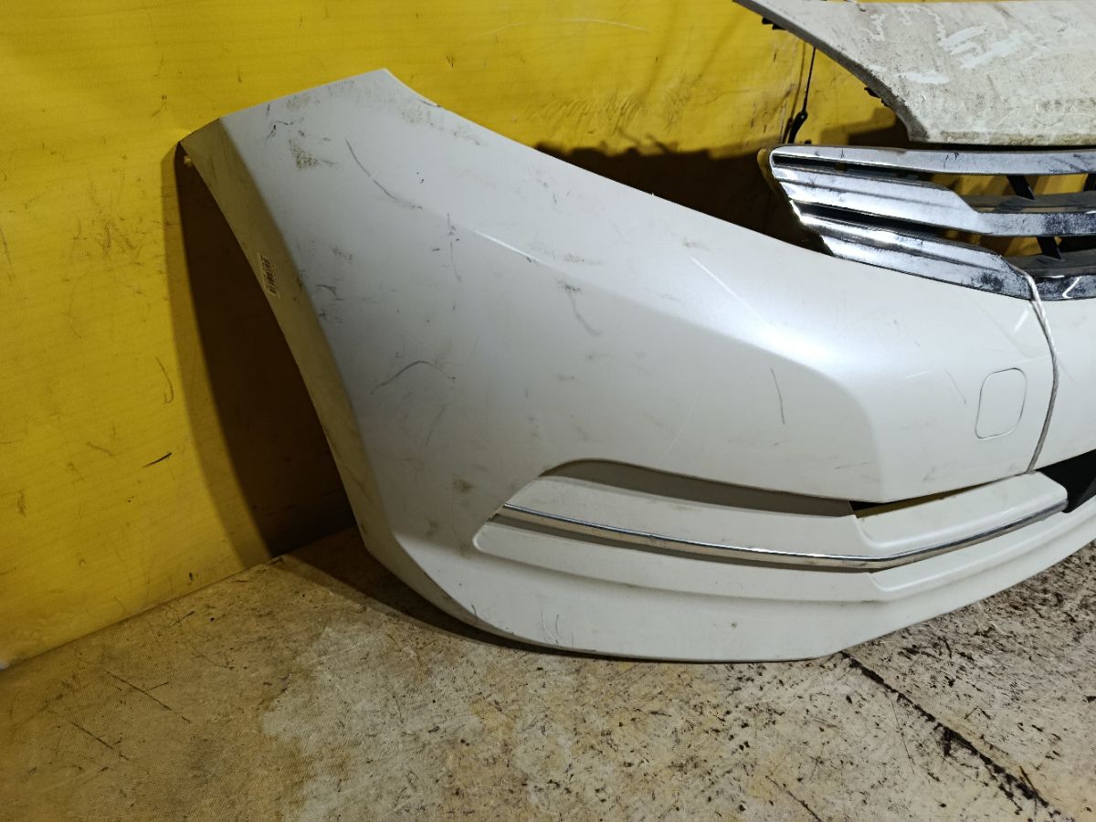 Бампер 62022-8A00X на Nissan Note E12 Фото 7