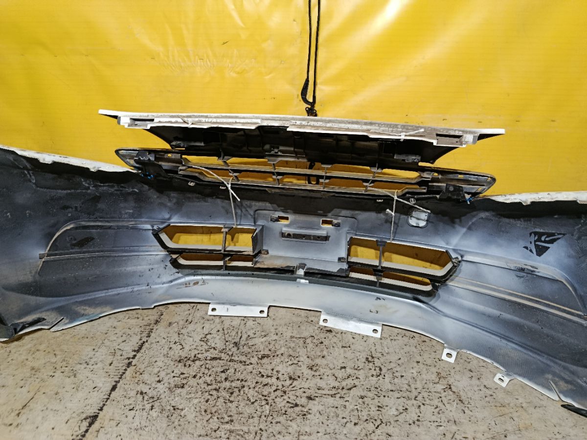 Бампер 62022-8A00X на Nissan Note E12 Фото 8