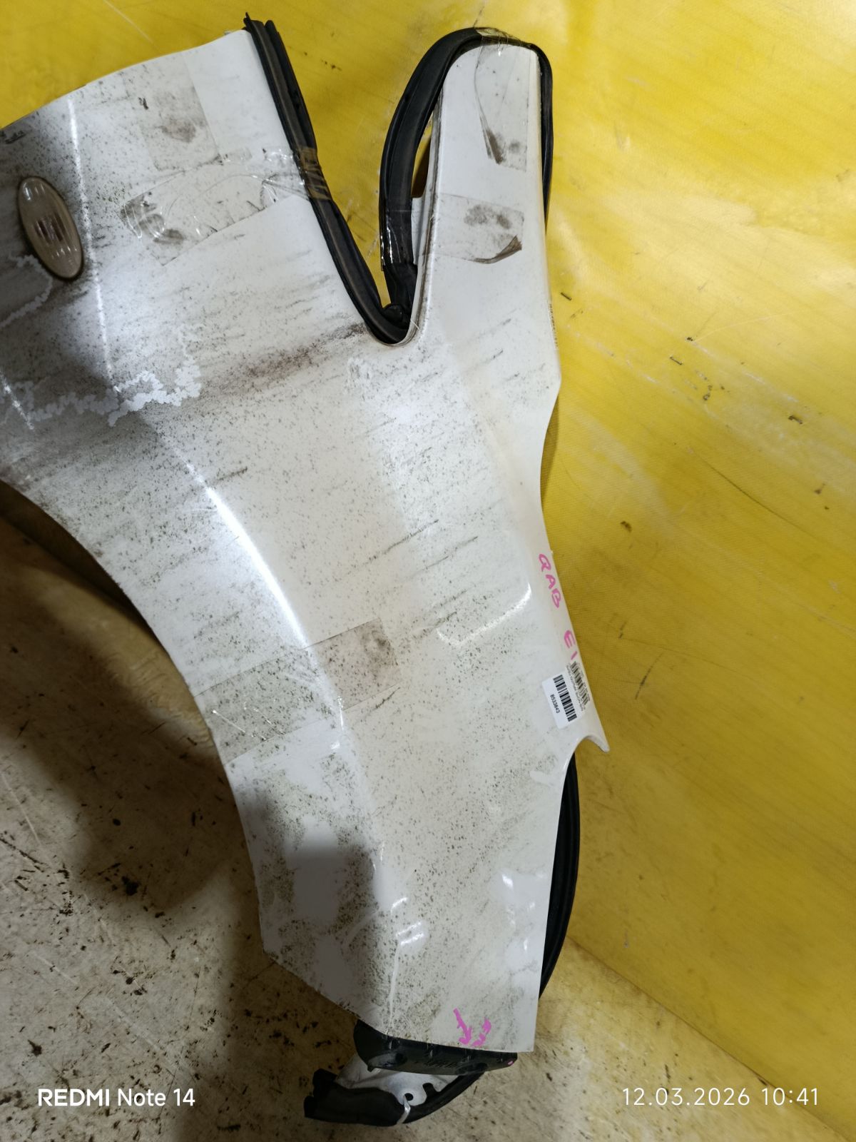 Крыло переднее на Nissan Note E12 Фото 5