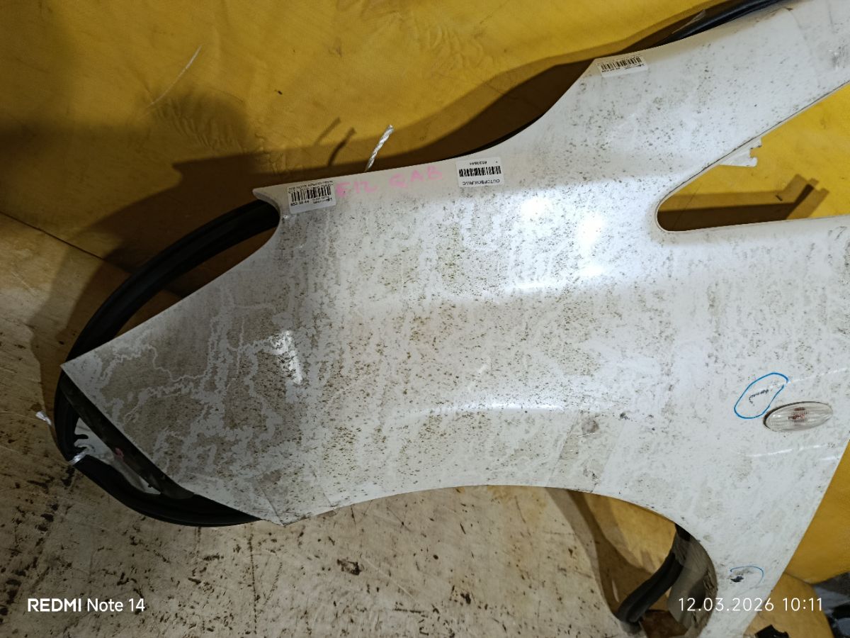 Крыло переднее на Nissan Note E12 Фото 4
