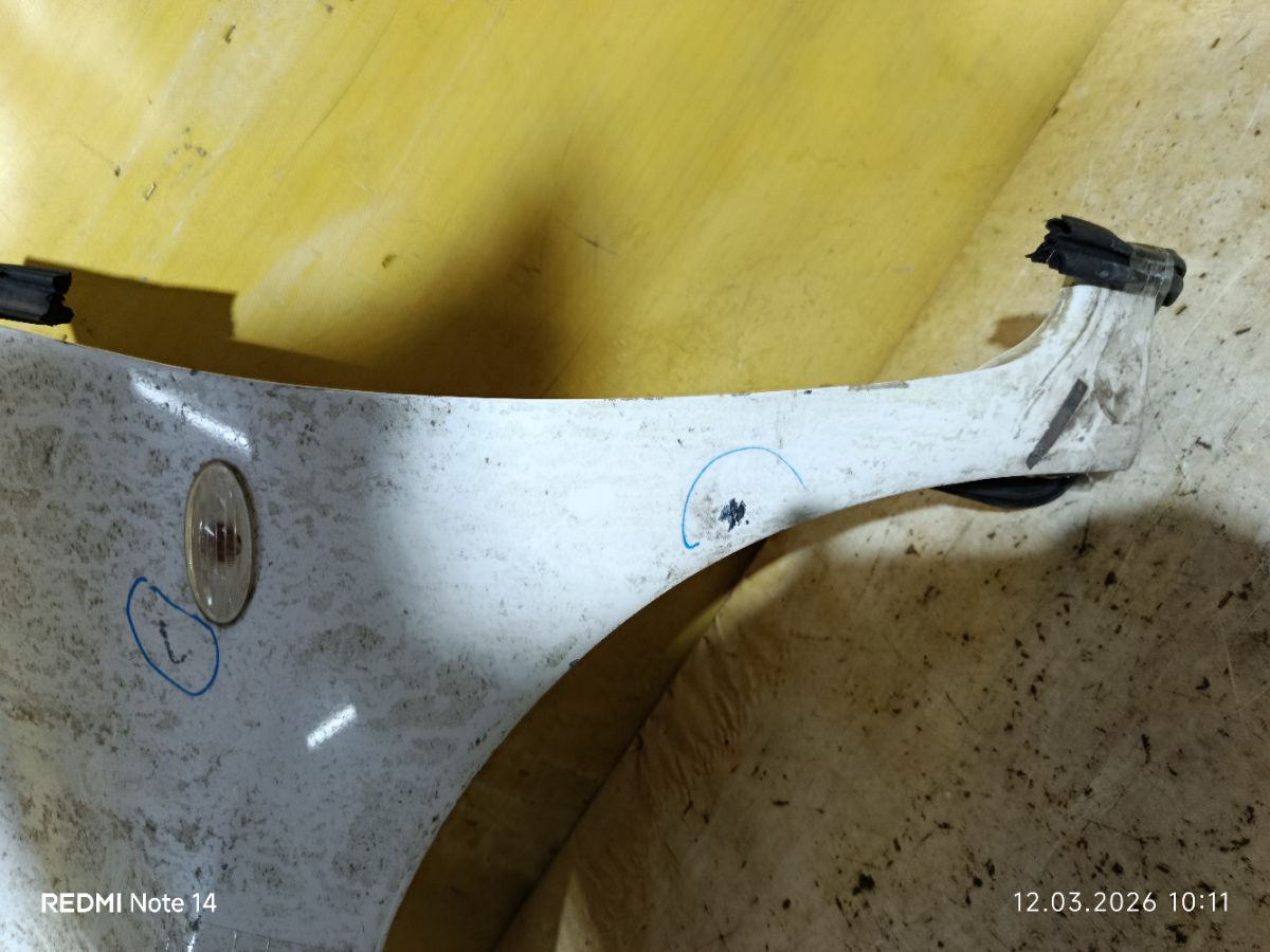 Крыло переднее на Nissan Note E12 Фото 6