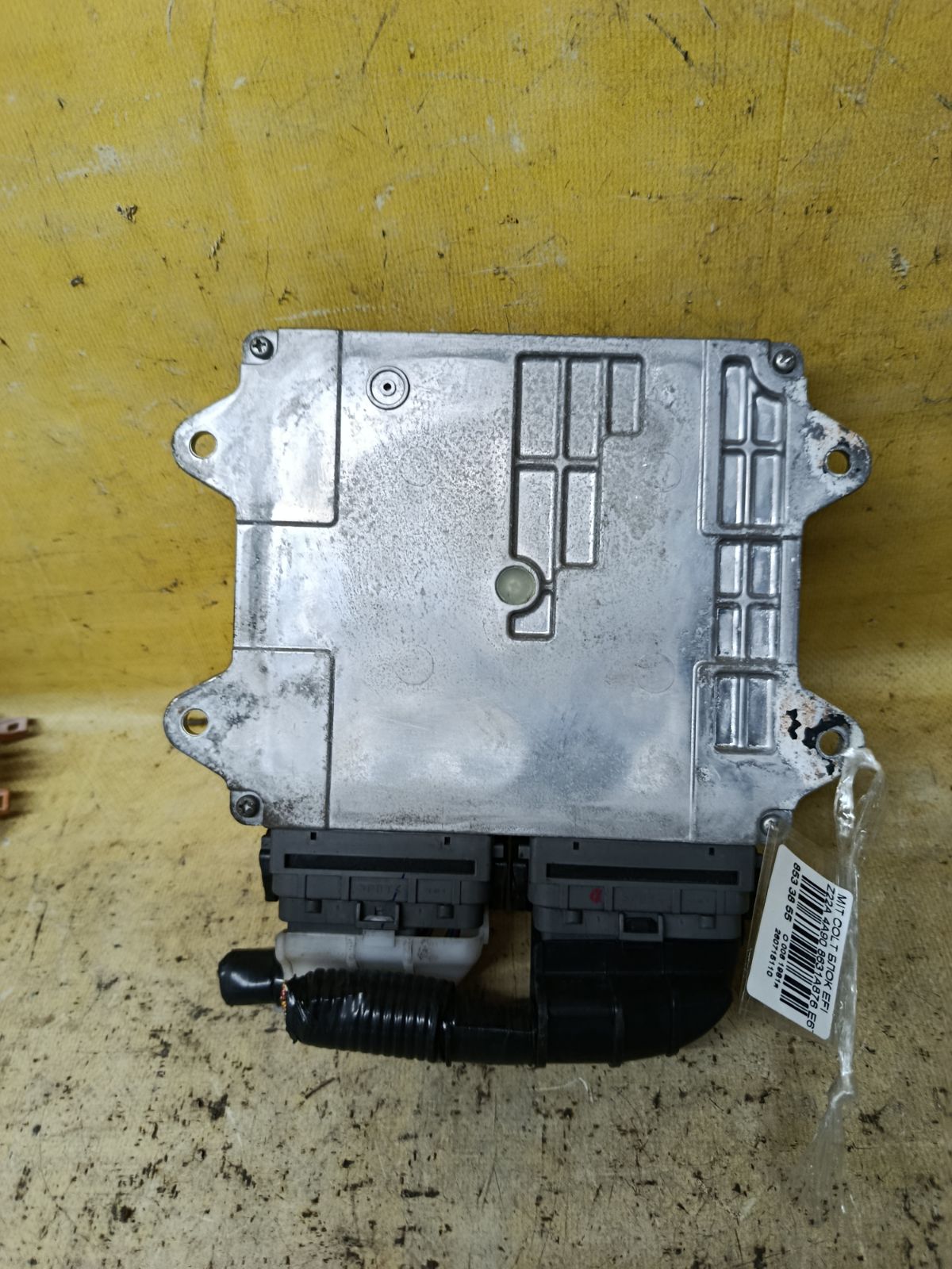 Блок EFI 8631A876 на Mitsubishi Colt Z22A 4A90 Фото 2