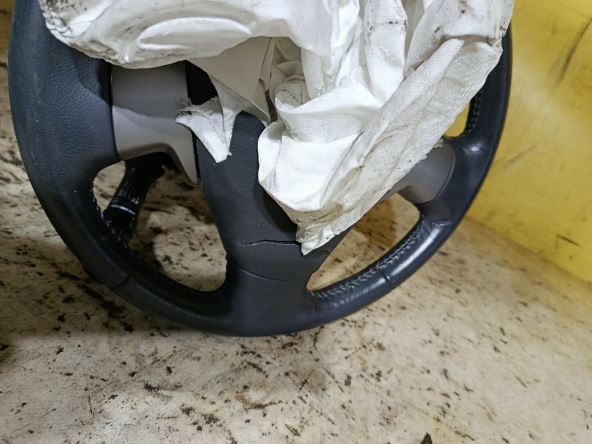 Рулевая колонка на Toyota Voxy ZRR70G Фото 4