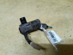 Насос омывателя стекла на Toyota Probox NCP51V 1NZ-FE 85330-52010