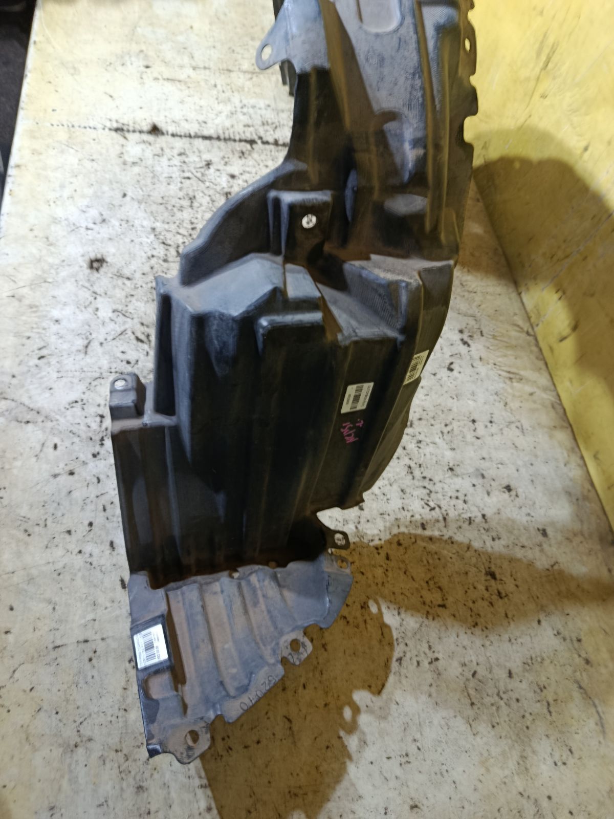 Подкрылок 53876-52070, 53876-52080, SE-TY17-016-L, ST-TYS1-016L-2, ST-TYS1-016L-A2, TG-TYS1-016L-2 на Toyota Probox NCP51V 1NZ-FE Фото 2